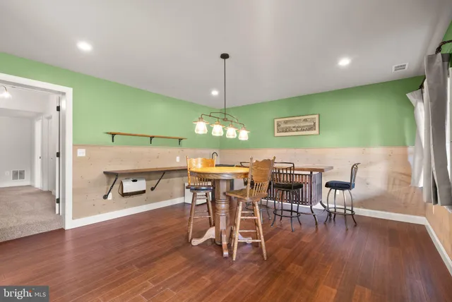 $1,785,000 | 16720 Sommertime Lane, Paeonian Springs, VA 20129