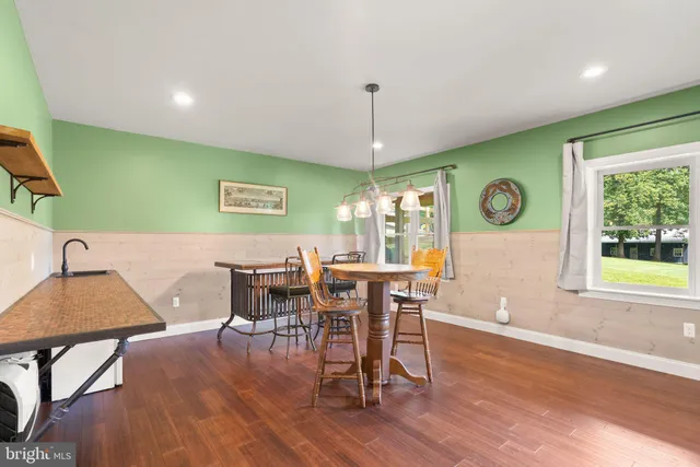 $1,785,000 | 16720 Sommertime Lane, Paeonian Springs, VA 20129