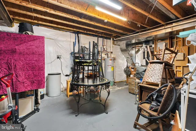 $1,785,000 | 16720 Sommertime Lane, Paeonian Springs, VA 20129