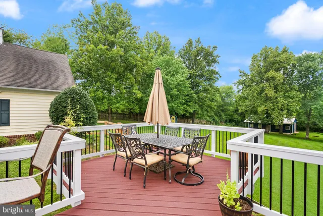 $1,785,000 | 16720 Sommertime Lane, Paeonian Springs, VA 20129