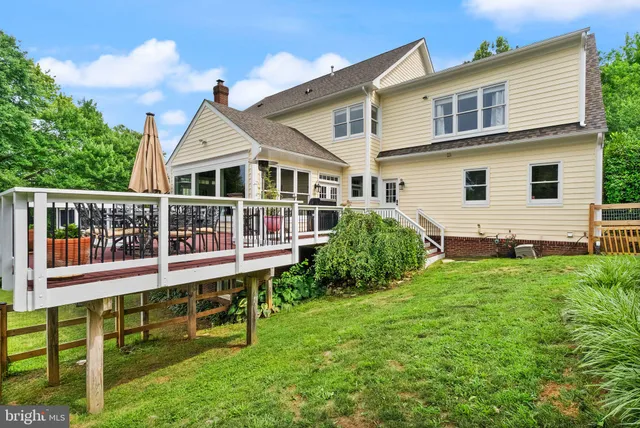 $1,785,000 | 16720 Sommertime Lane, Paeonian Springs, VA 20129
