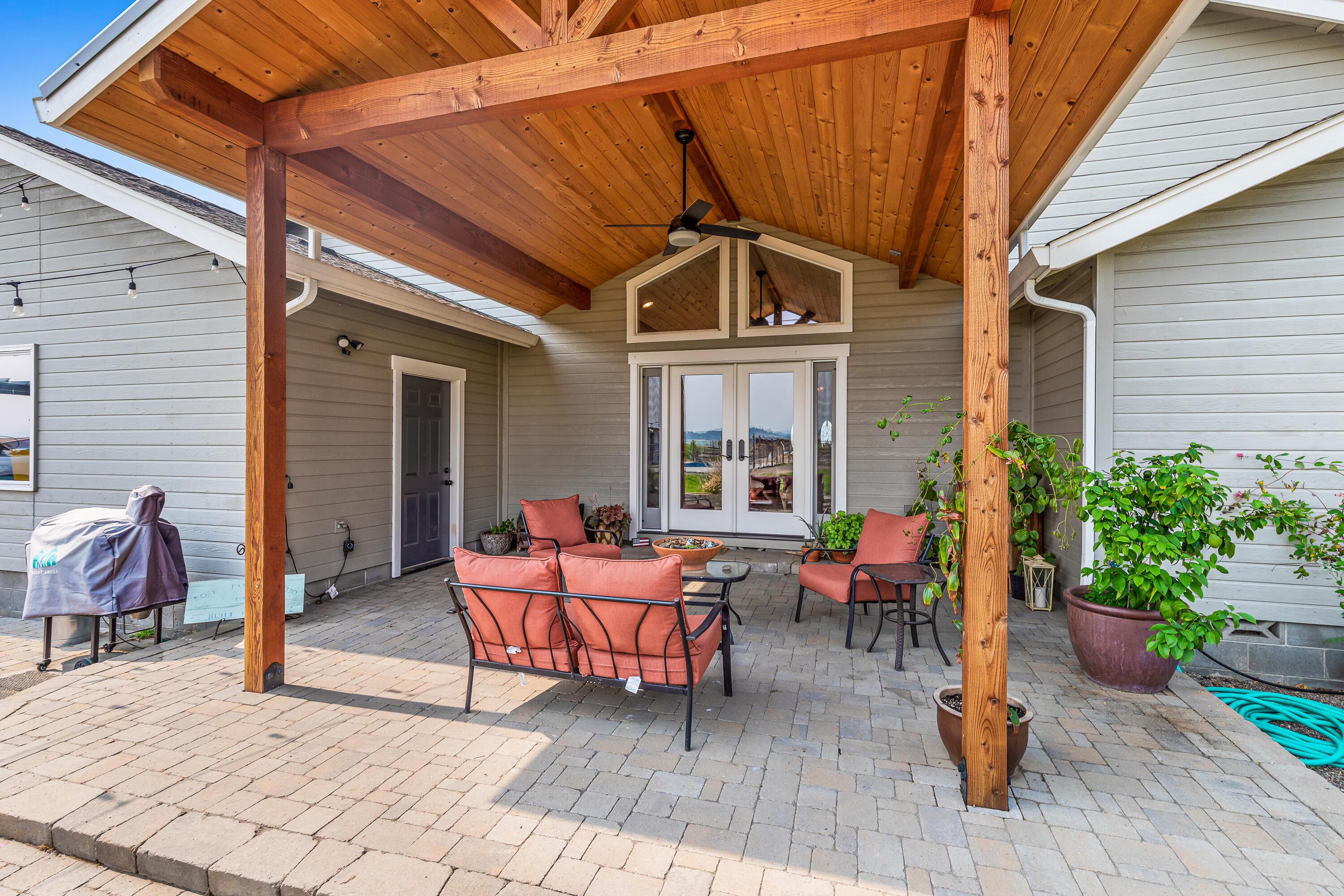 2817 Ball Road Eagle Point, OR 97524 - Photo 10 of 62 Pic 11