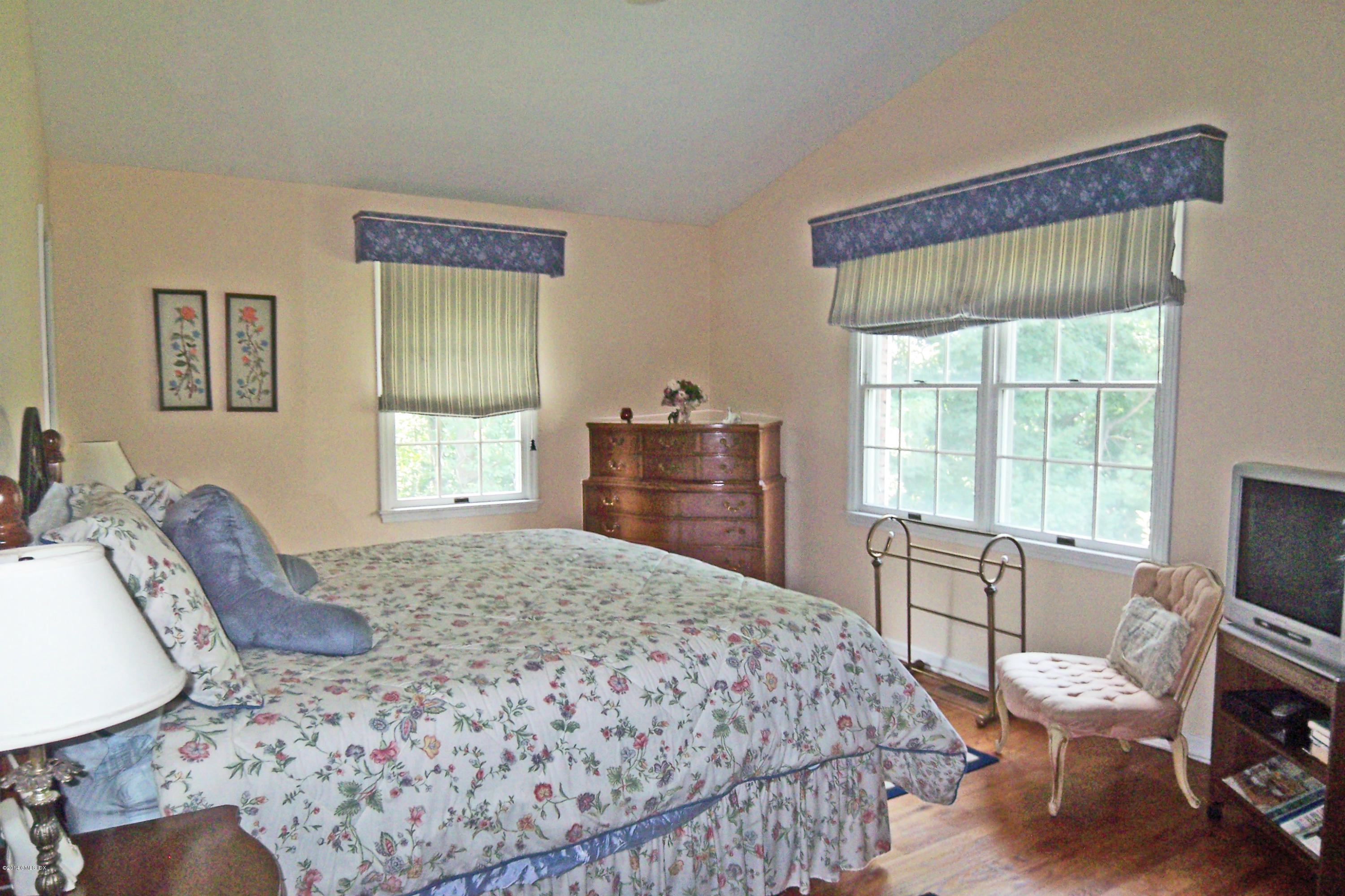 78 River Road, Unit 4 Cos Cob, CT 06807 - Photo 5 of 9 Master Bedroom