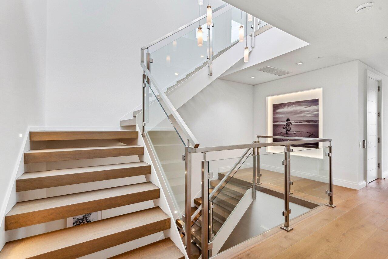 136 Mac Farlane Drive Delray Beach, FL 33483 - Photo 27 of 64 Luxurious Finishes