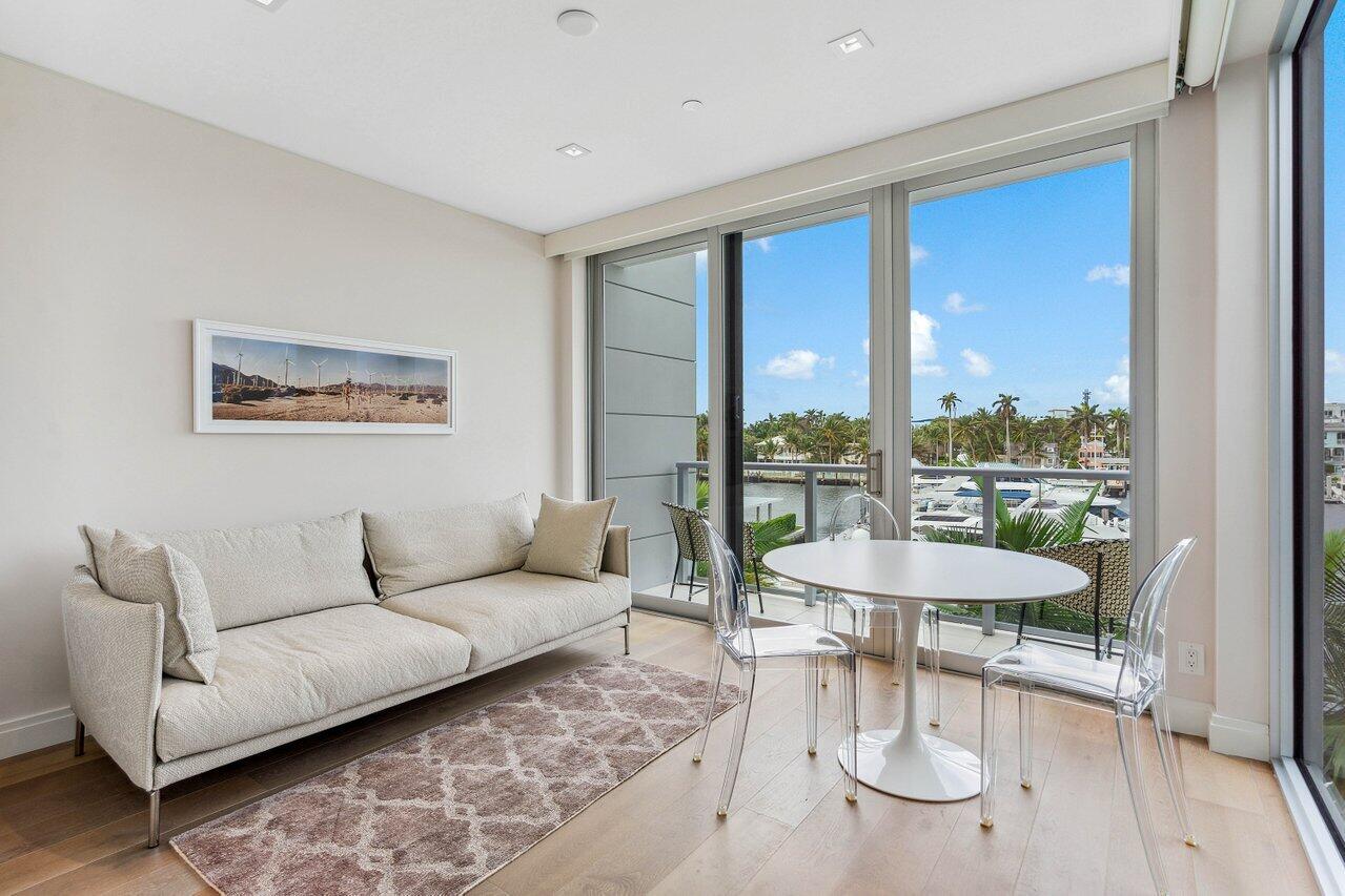 136 Mac Farlane Drive Delray Beach, FL 33483 - Photo 31 of 64 Huge Primary Suite