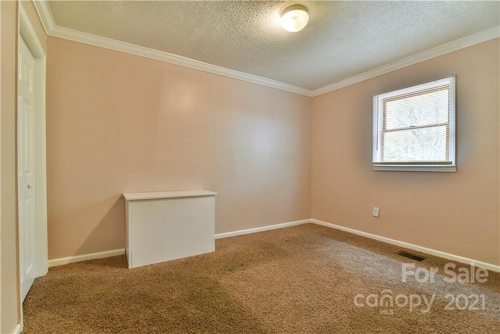 15 Myrtle Road Swannanoa, NC 28778 - Photo 19 of 26 Gallery Image 19
