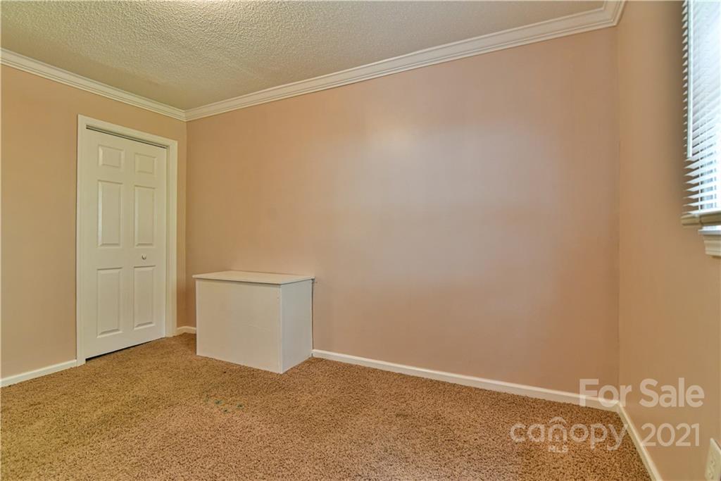 15 Myrtle Road Swannanoa, NC 28778 - Photo 20 of 26 Gallery Image 20