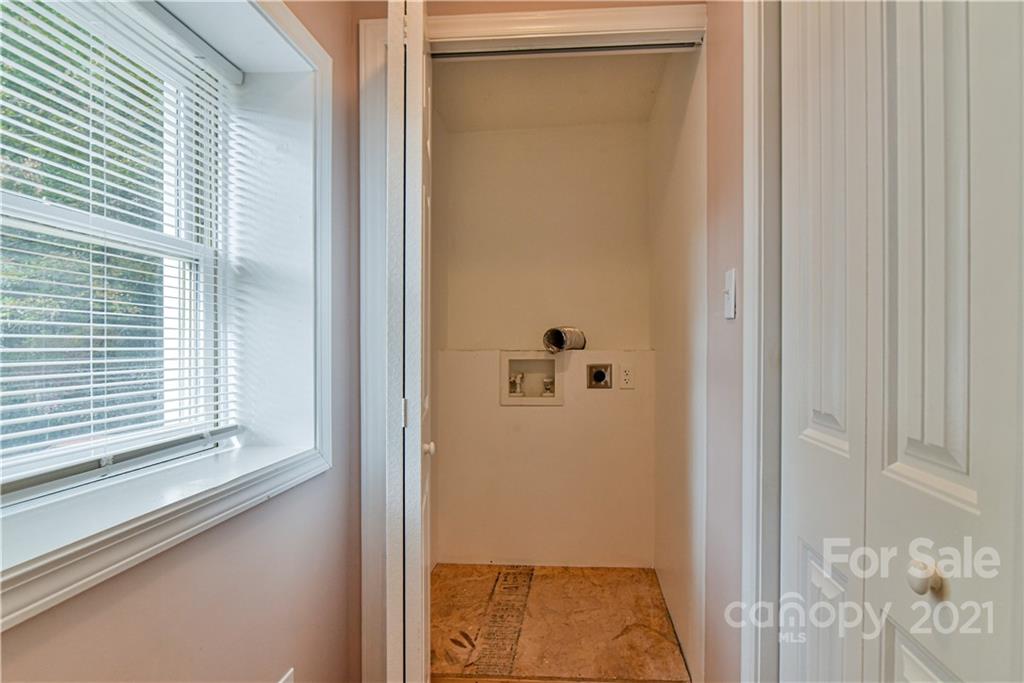 15 Myrtle Road Swannanoa, NC 28778 - Photo 21 of 26 Gallery Image 21
