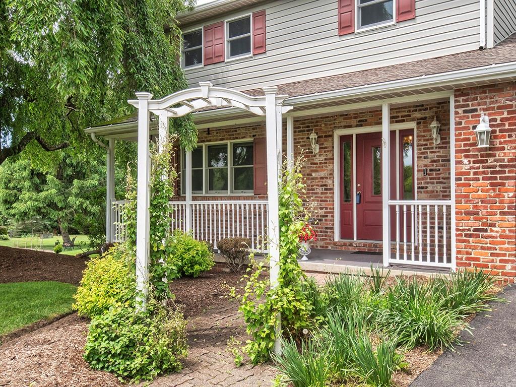 387 Fanker Road Harmony, PA 16037 - Photo 4 of 34