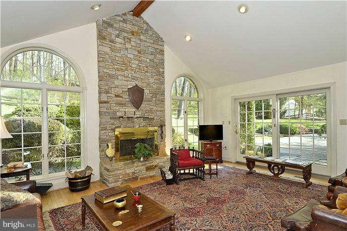 2114 Wiltonwood Road Stevenson, MD 21153 - Photo 12 of 28 Family Room
