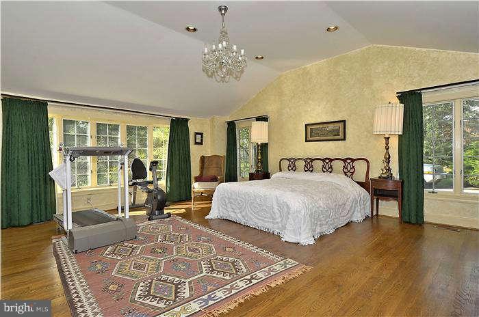 2114 Wiltonwood Road Stevenson, MD 21153 - Photo 16 of 28 Master Bedroom