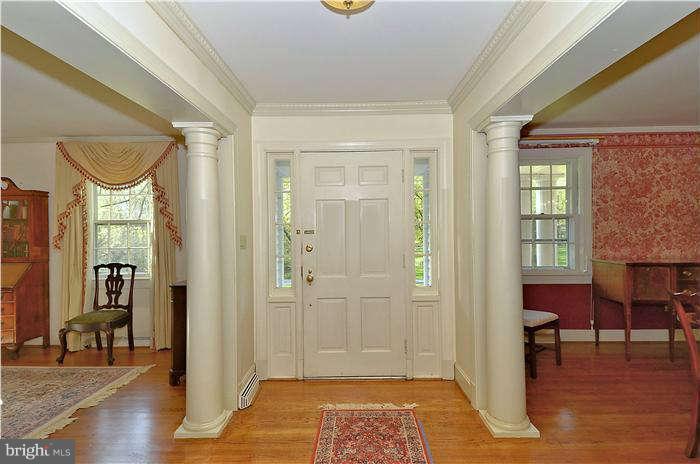 2114 Wiltonwood Road Stevenson, MD 21153 - Photo 5 of 28 Foyer