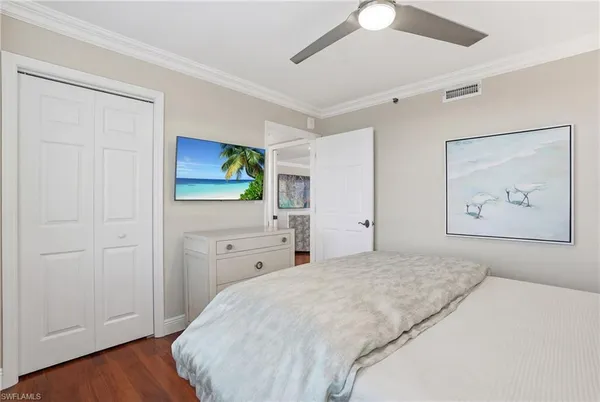 $1,299,000 | 6585 Nicholas Boulevard, Unit 902, Naples, FL 34108