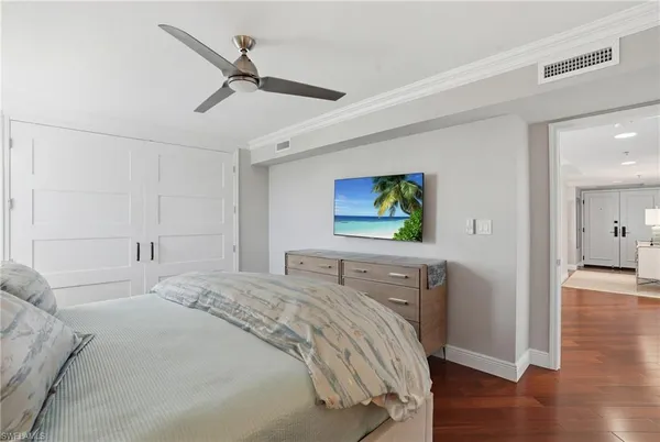 $1,299,000 | 6585 Nicholas Boulevard, Unit 902, Naples, FL 34108