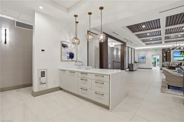 $1,299,000 | 6585 Nicholas Boulevard, Unit 902, Naples, FL 34108