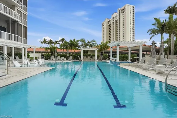 $1,299,000 | 6585 Nicholas Boulevard, Unit 902, Naples, FL 34108