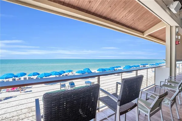 $1,299,000 | 6585 Nicholas Boulevard, Unit 902, Naples, FL 34108