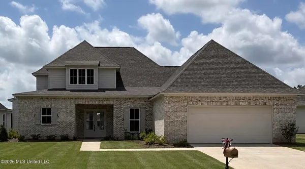 $699,900 | 104 Herons Bay Circle, Madison, MS 39110