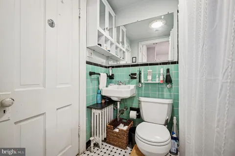 $695,000 | 124 East Chestnut Hill Avenue, Philadelphia, PA 19118