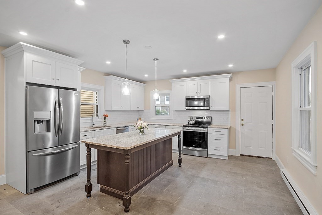 42 Highland Street, Unit 2 Lowell, MA 01852 - Photo 2 of 26