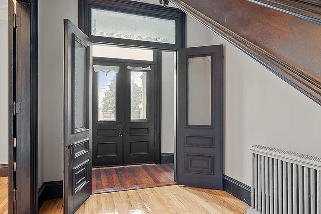 $3,400 | 42 Highland Street, Unit 2, Lowell, MA 01852