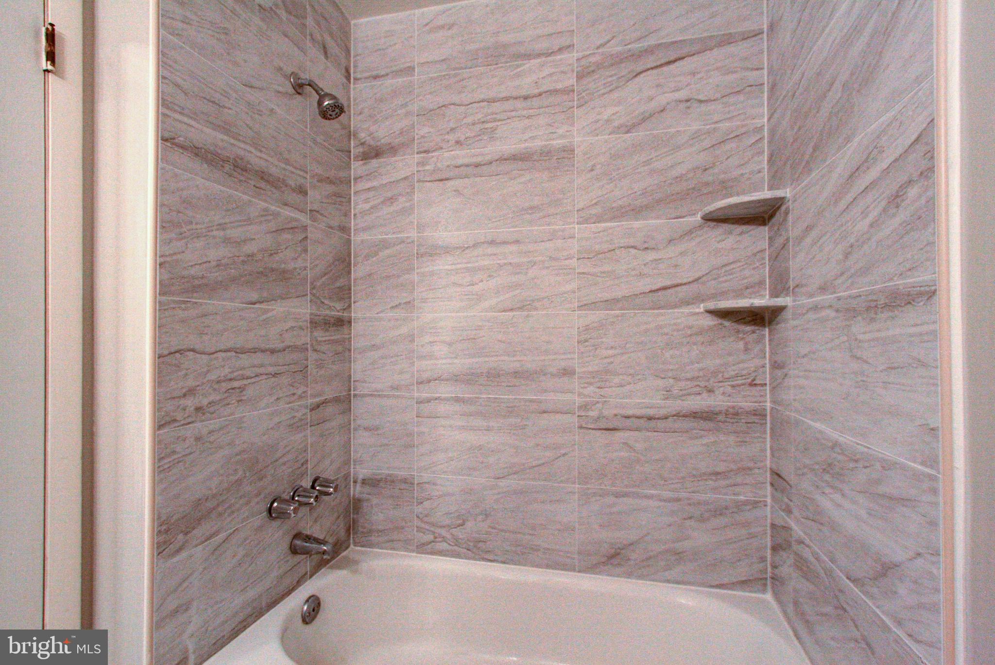 202 Grant Road Lansdale, PA 19446 - Photo 18 of 38 Master bath