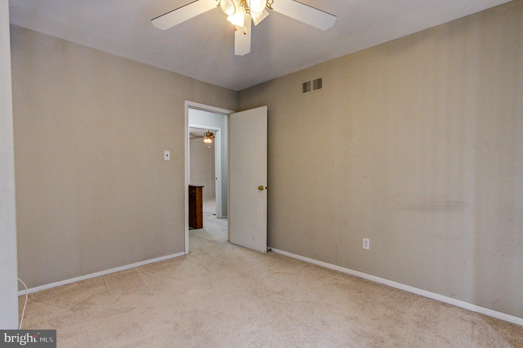 202 Grant Road Lansdale, PA 19446 - Photo 21 of 38 3rd bedroom