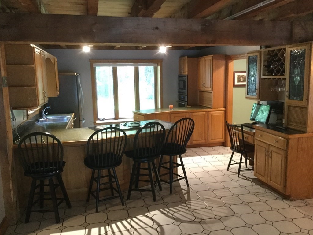 18 Northwoods Road Middleton, MA 01949 - Photo 4 of 37 Gallery Image 4