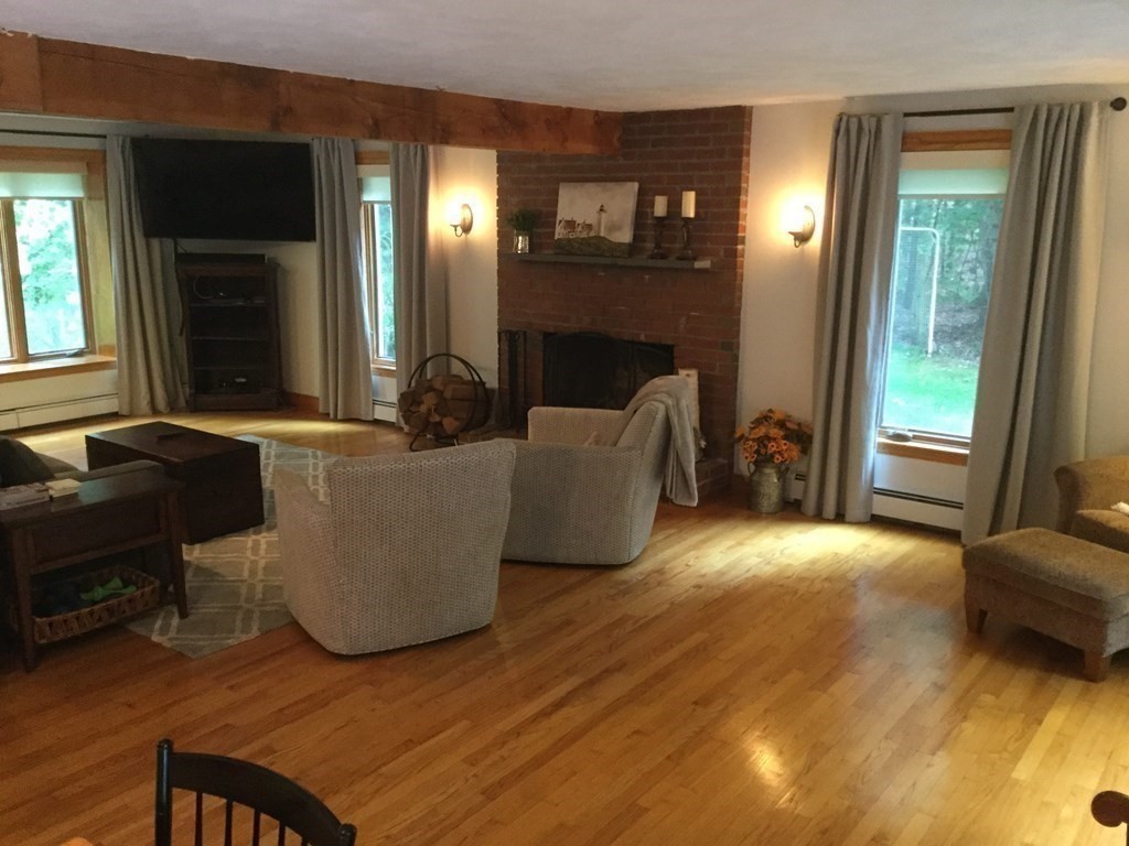 18 Northwoods Road Middleton, MA 01949 - Photo 8 of 37 Gallery Image 8