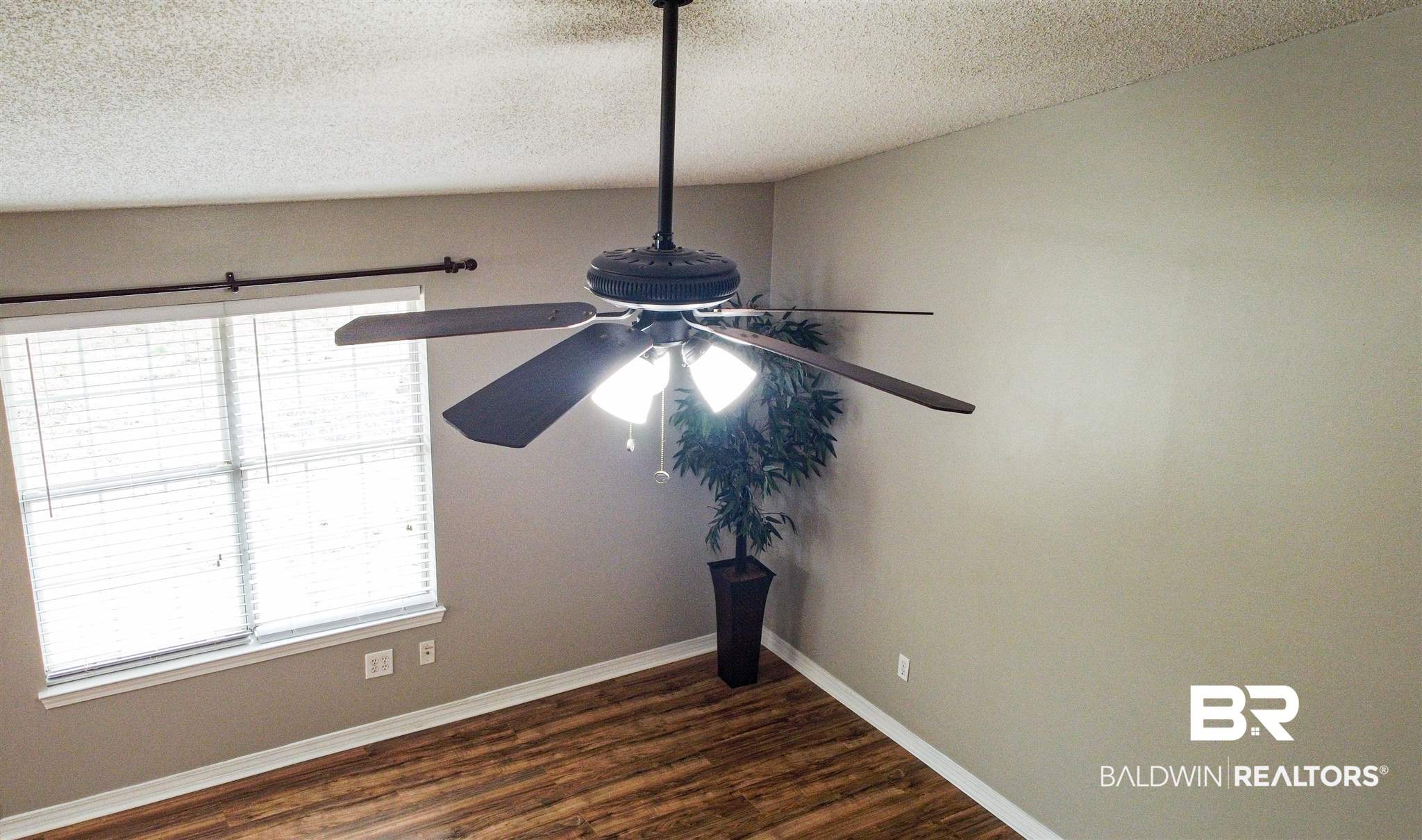 9459 Copperfield Drive South Mobile, AL 36608 - Photo 5 of 21