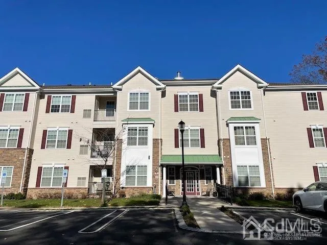 $2,850 | 5 Stock Court, Old Bridge, NJ 08857