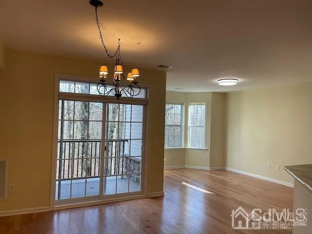 $2,850 | 5 Stock Court, Old Bridge, NJ 08857