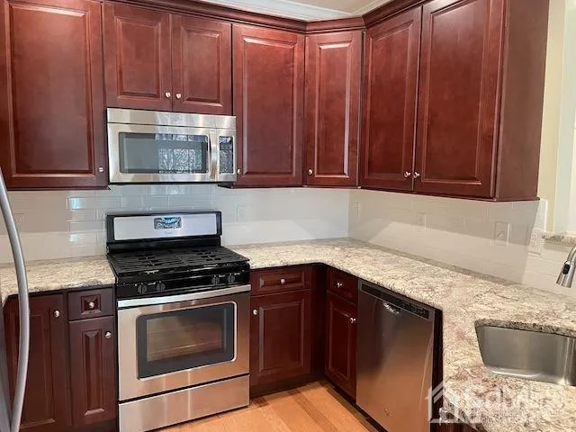 $2,850 | 5 Stock Court, Old Bridge, NJ 08857