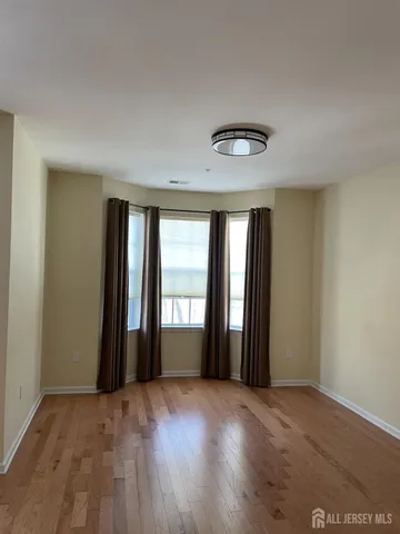 $2,850 | 5 Stock Court, Old Bridge, NJ 08857