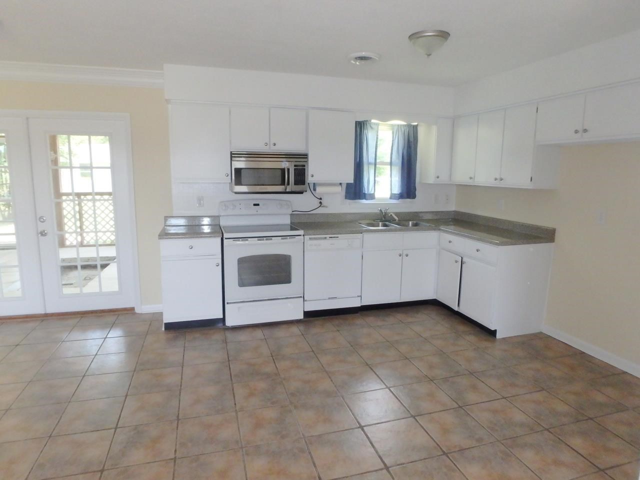 478 Waters Road Jacksonville, NC 28546 - Photo 3 of 14 Additional Photo