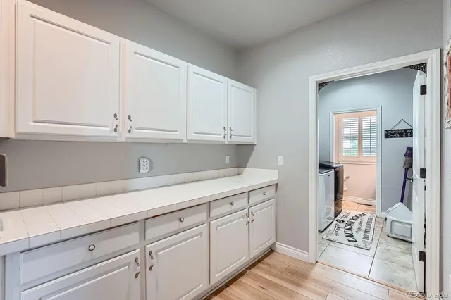 $859,999 | 705 Antelope Drive West, Bennett, CO 80102