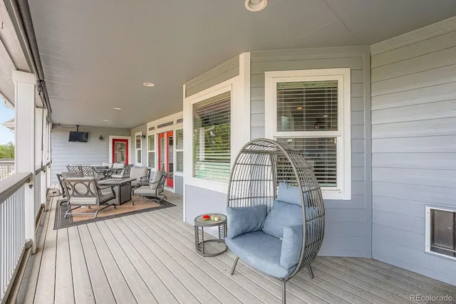 $859,999 | 705 Antelope Drive West, Bennett, CO 80102