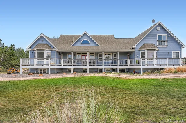 $859,999 | 705 Antelope Drive West, Bennett, CO 80102