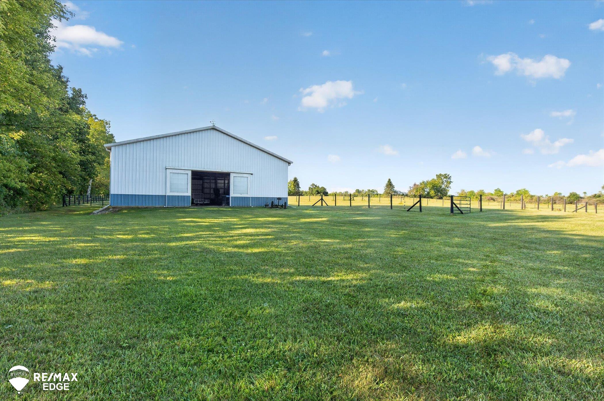 11480 Hill Road Goodrich, MI 48438 - Photo 9 of 48 Gallery Image 9