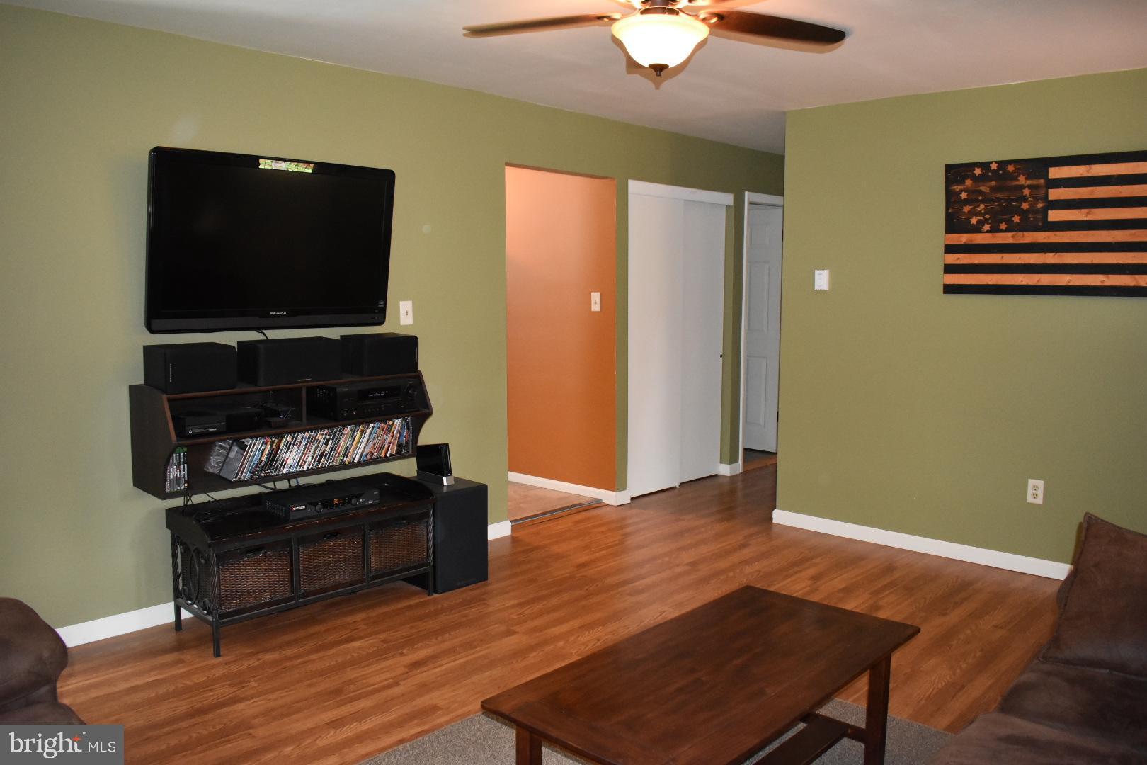 2600 Mt Hope Road Fairfield, PA 17320 - Photo 9 of 30 Living Room