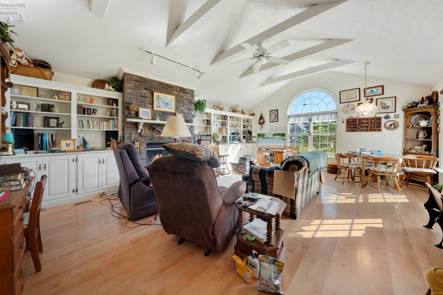2217 Meter Road Lakeside Marblehead, OH 43440 - Photo 6 of 66 Gallery Image 6