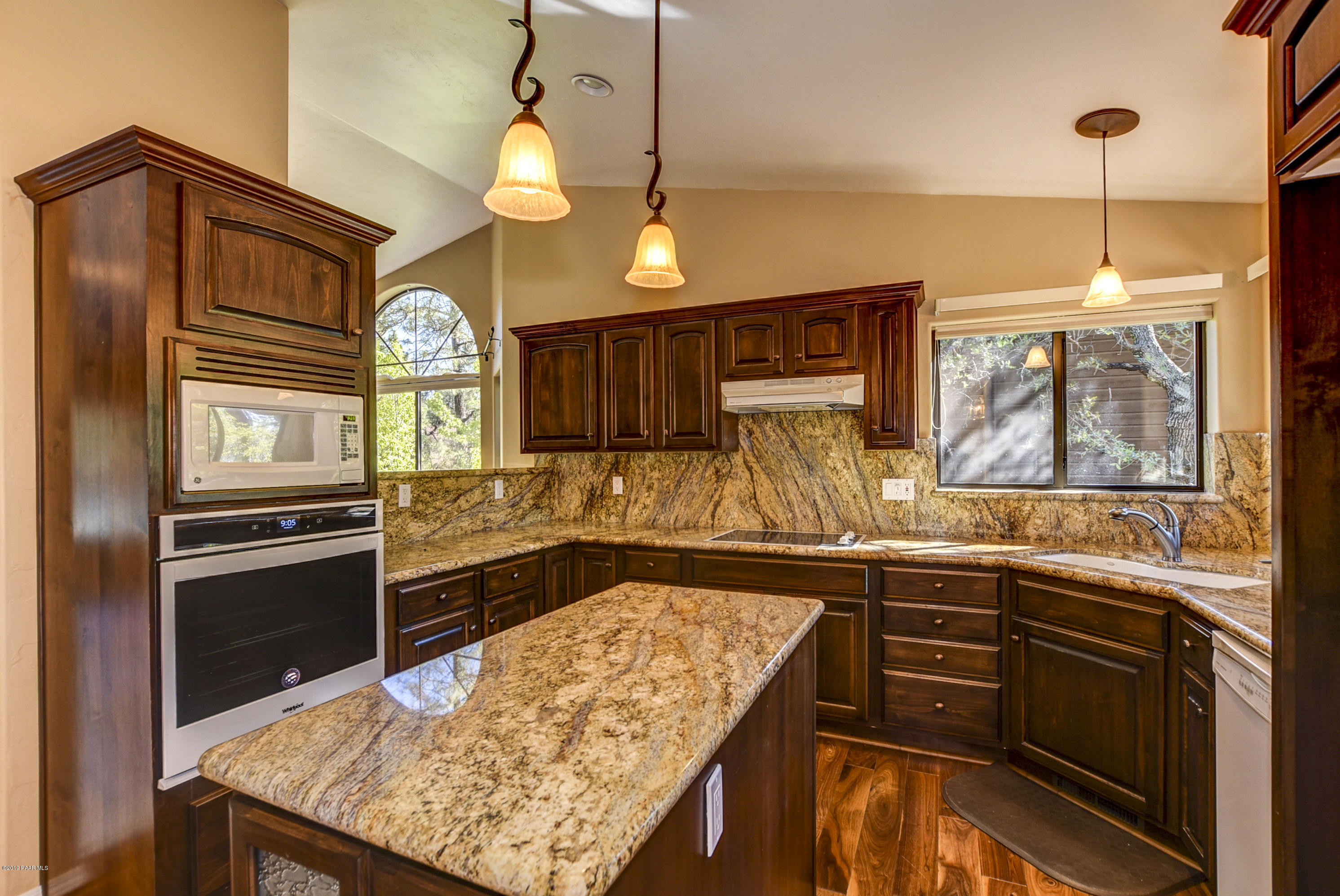 1193 West Timber Ridge Road Prescott, AZ 86303 - Photo 4 of 34 Kitchen