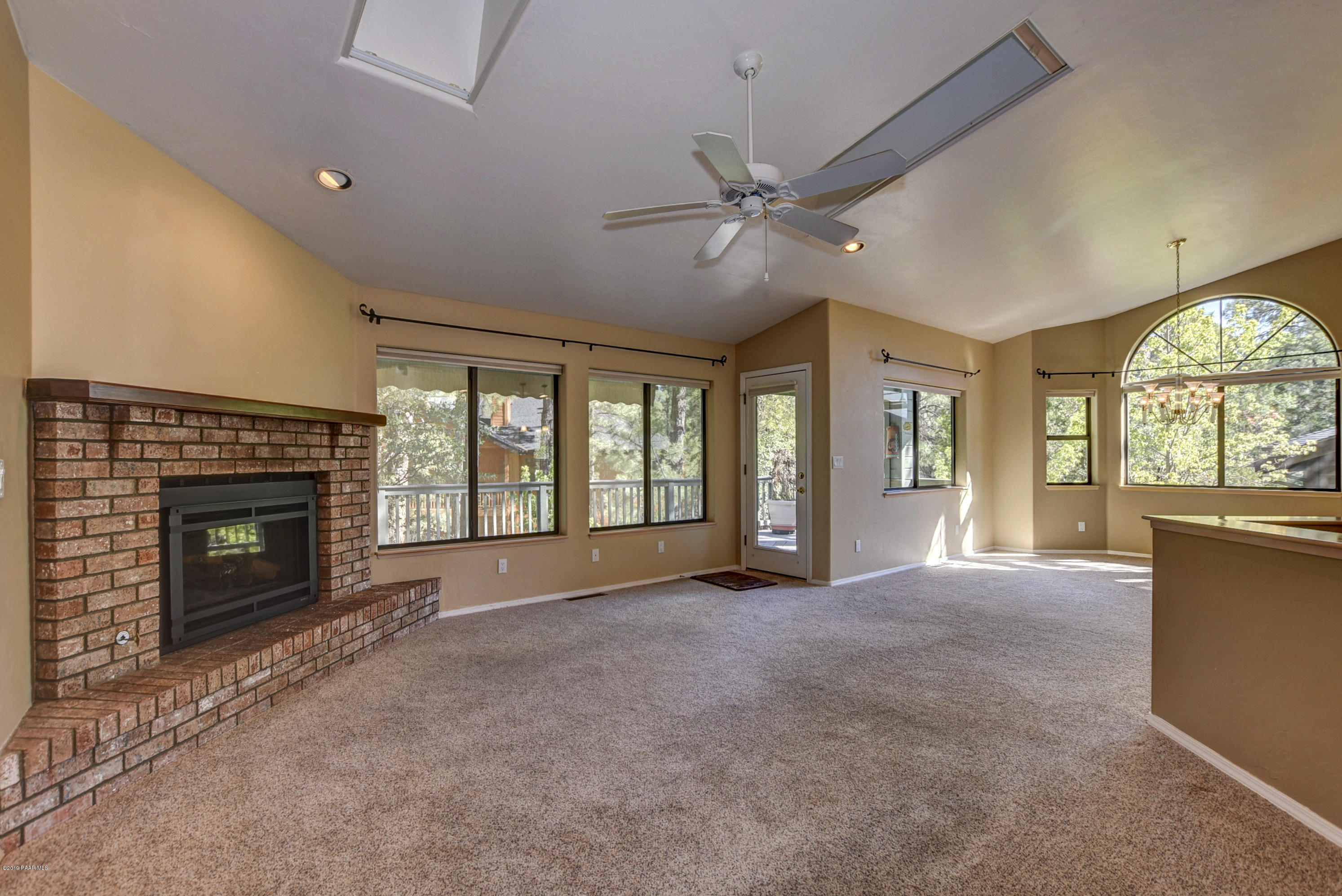 1193 West Timber Ridge Road Prescott, AZ 86303 - Photo 7 of 34 Living Room