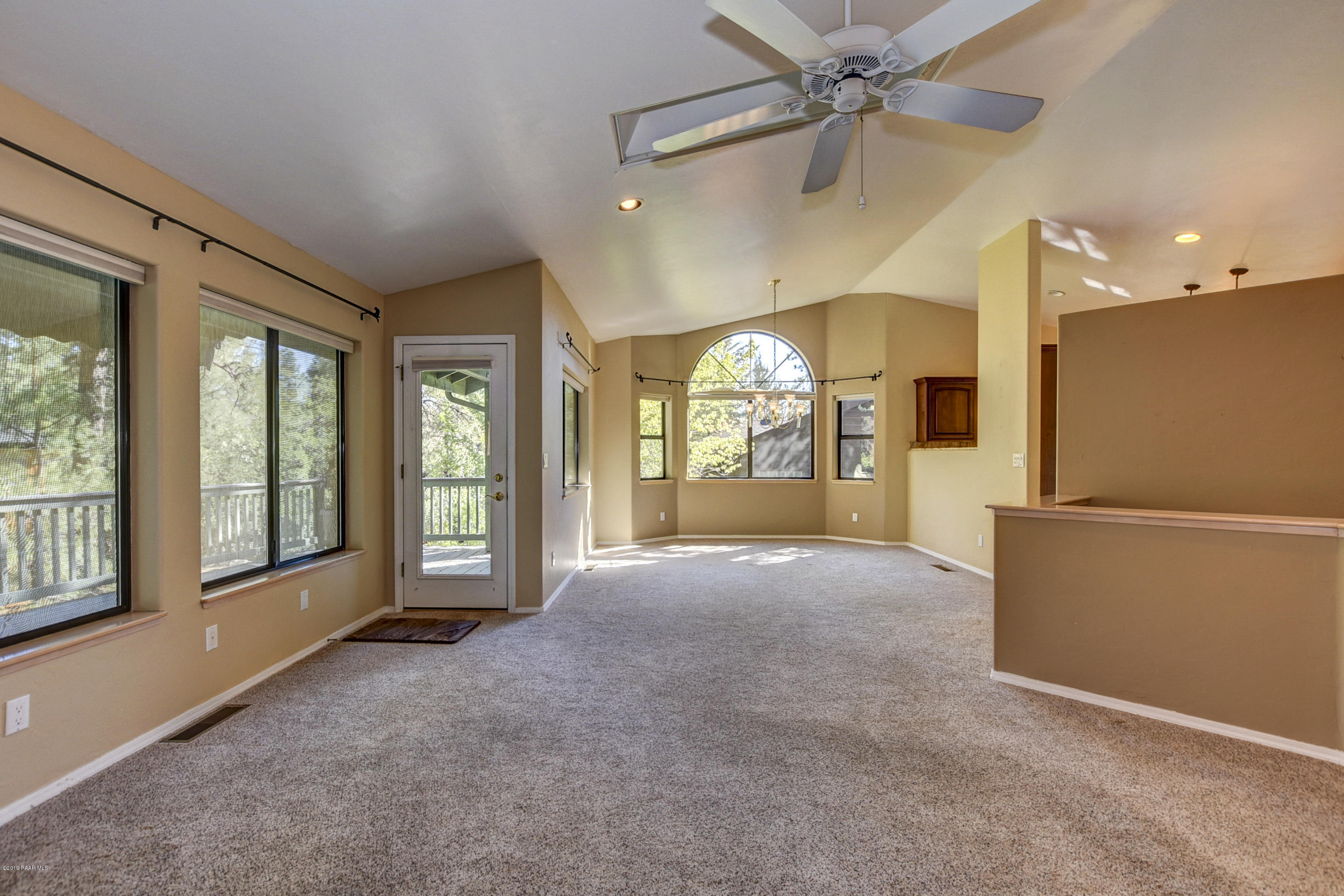 1193 West Timber Ridge Road Prescott, AZ 86303 - Photo 9 of 34 Living Room