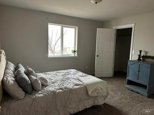 $329,900 | 1309 Lauren Lane, Filer, ID 83328