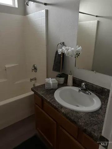 $329,900 | 1309 Lauren Lane, Filer, ID 83328