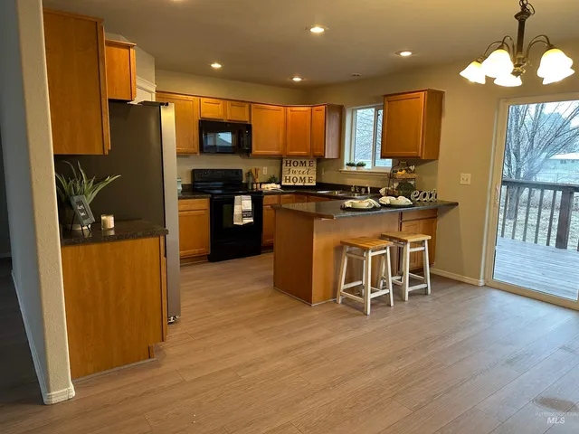 $329,900 | 1309 Lauren Lane, Filer, ID 83328