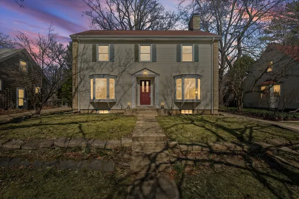 $359,900 | 302 West Florida Avenue, Urbana, IL 61801