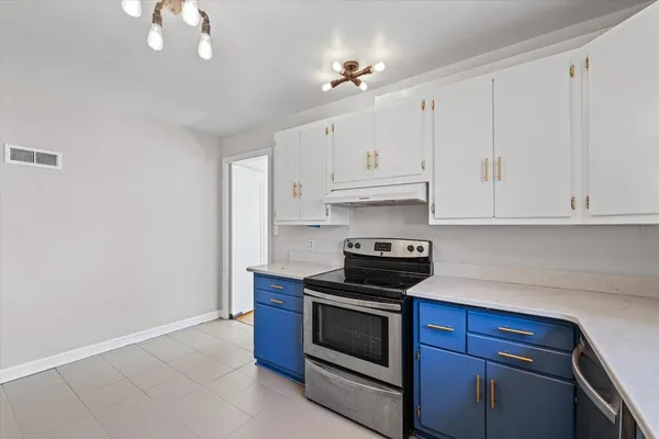 $349,900 | 302 West Florida Avenue, Urbana, IL 61801