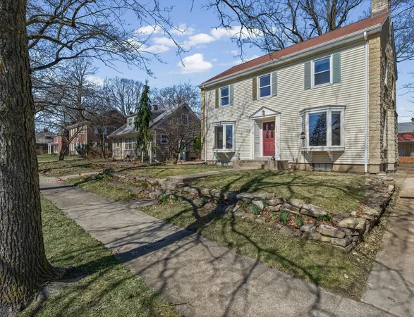 $349,900 | 302 West Florida Avenue, Urbana, IL 61801